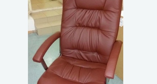 Обтяжка офисного кресла. Новогиреево